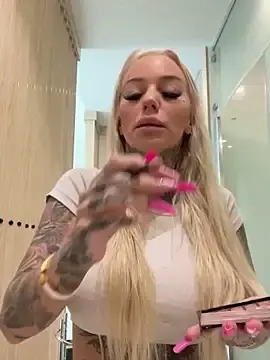 paulinaalatalo from stripchat