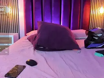 Stripchat Free Porn Cam of Ariana_collinss