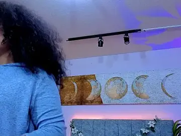 Stripchat Watch Live Sex Cams of Zoe-yanin