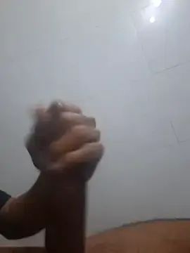 Stripchat Sex Cam of _BrownBoy_69_