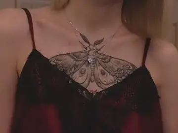 Stripchat Live Sex Cam of Sonia_Jones