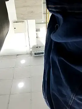 Stripchat Sex Cam of honeypani