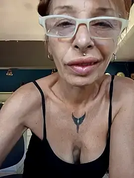 Stripchat Best Webcam of FrozenWaffle