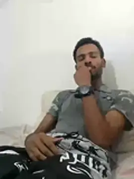 Stripchat Live Sex Cam of moreno_26cm_br