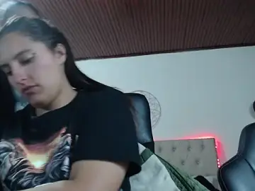 Stripchat Best Webcam of sharon_and_sharit