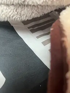 Stripchat Free Porn Cam of Crevette311