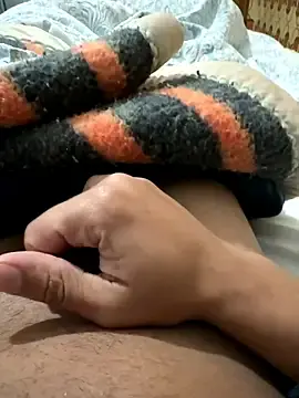 mouraerik123 from stripchat