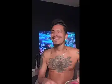 Stripchat Free Porn Cam of EduXavier26
