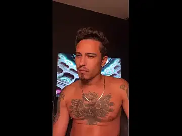 Stripchat Live Porn of EduXavier26
