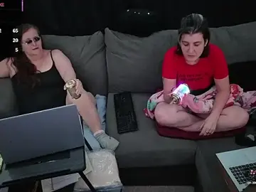 Stripchat Sex Chat of Bella_and_Marie