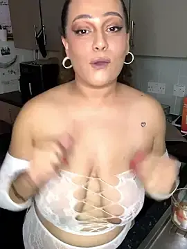 Stripchat Watch Live Sex Cams of BubblesLovexox