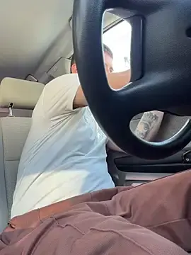 Stripchat Live Porn of Pablo_Hornyguy95