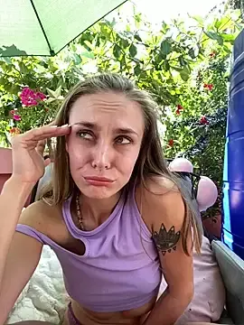 Stripchat Nude Webcam of White_mistress