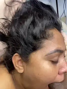 Stripchat Live Sex Cam of mayemarc