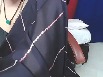 Stripchat Free Porn Cam of sunitha-3