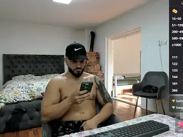 supermanboy94 from stripchat