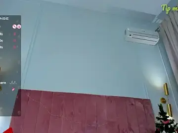 Mayzzie from stripchat