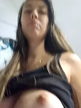 Stripchat Adult Webcam of Virggin_Squirt