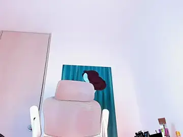 Stripchat Sex Cam of sofiaa_grey_