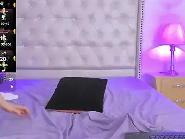 emily_jk from stripchat