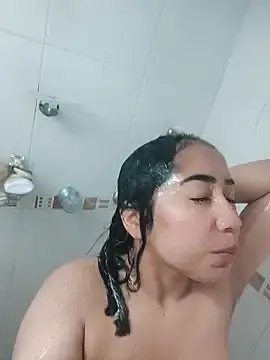 Stripchat Free Porn Cam of anni_ross