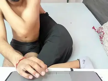 Stripchat Nude Webcam of Dever_Bhabhi_