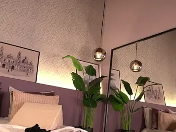 Stripchat Watch Live Sex Cams of ElleDiane