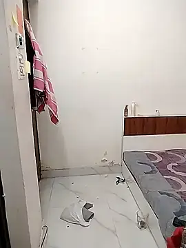 Stripchat Free Porn Cam of Rosy_cam