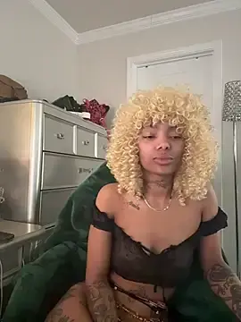 Stripchat Live Sex of butterflybootyy