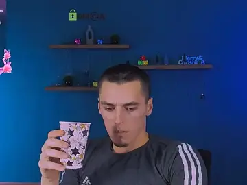 ryan_zen from stripchat