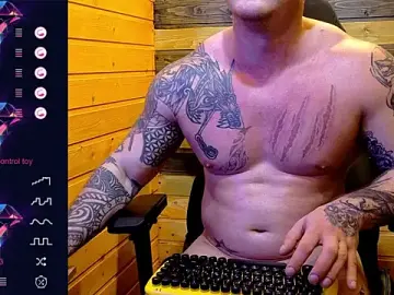 Stripchat Nude Webcam of MrrKray