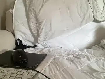 Stripchat Live Sex of 18yoteenvirgin