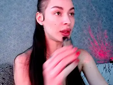 Daphne_Darkthorn from stripchat