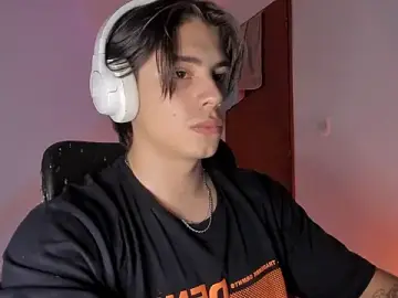 Stripchat Live Sex of Giordano_Russo