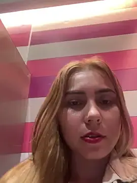 Stripchat Adult Webcam of Sirel_