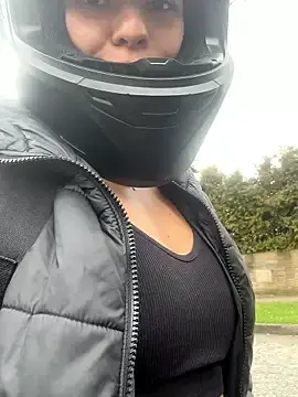 TaylorrHill from stripchat