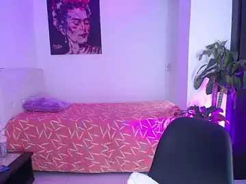 Stripchat Sex Cam of heidy_01