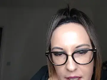 Stripchat Watch Live Sex Cams of Humiliatrixxxx