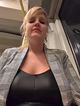 Stripchat Free Live Porn of Sexybiene969