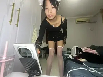 jingjing005 from stripchat