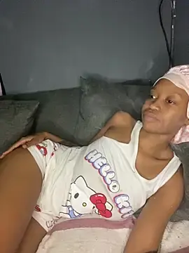 Stripchat Live Sex of LonelyQueenxx25