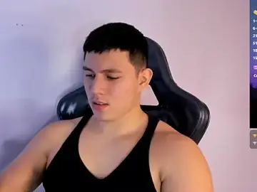 Stripchat Free Porn Cam of JamesCr_