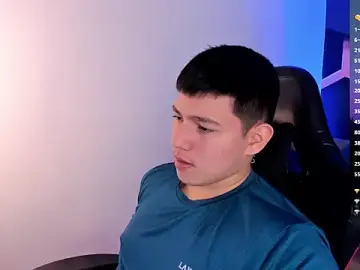 Stripchat Live Sex of JamesCr_