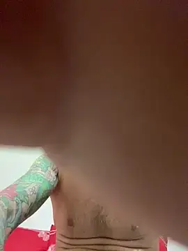 Stripchat Adult Webcam of Yourhotboy_42