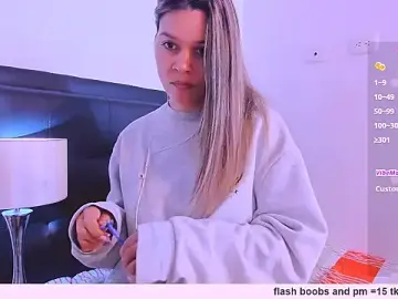 Stripchat Sex Cam of daniela_beauty