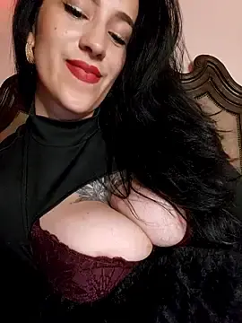 Stripchat Free Live Porn of BustyxVixen