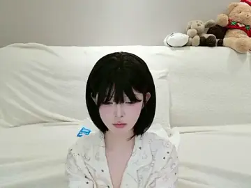 Stripchat Free Porn Cam of EnEn_xiaobao