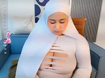 Stripchat Sex Cam of Zalma_eva