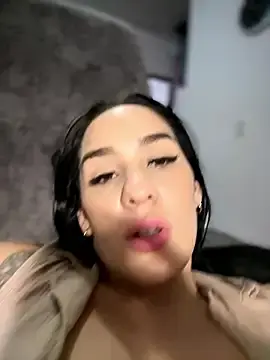 Stripchat Live Sex of __IRIS__