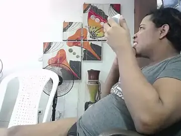 Stripchat Free Live Porn of tsbigcock10incock